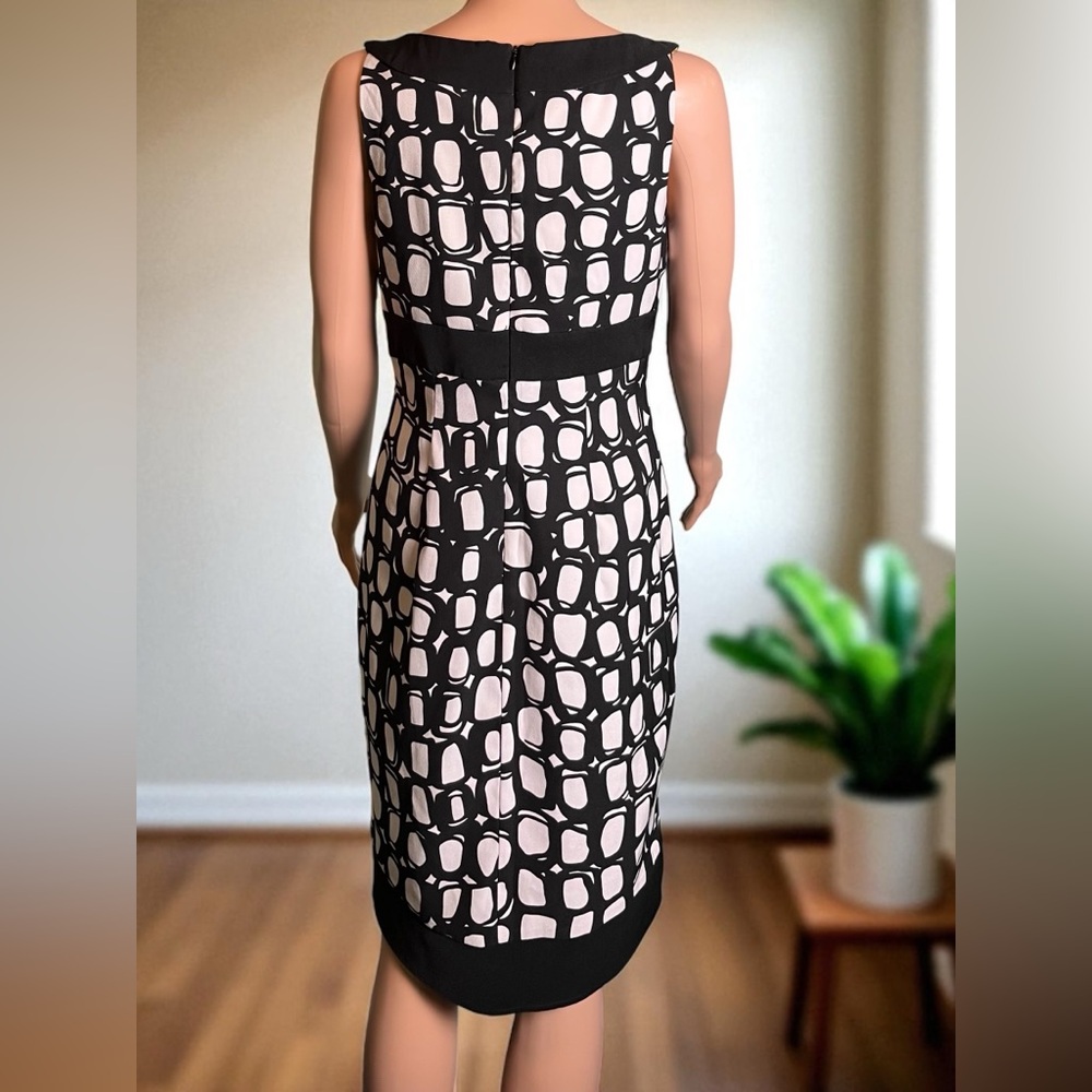 London Times Black & White Sleeveless Dress Size 8 - Picture 6 of 9